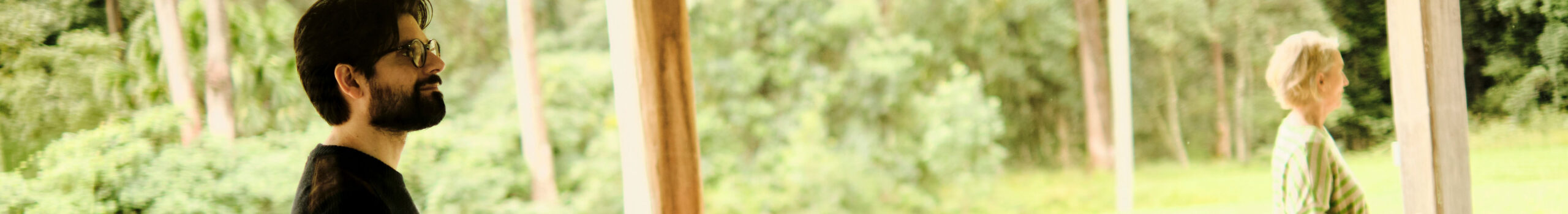 res-current-header-carousel-05